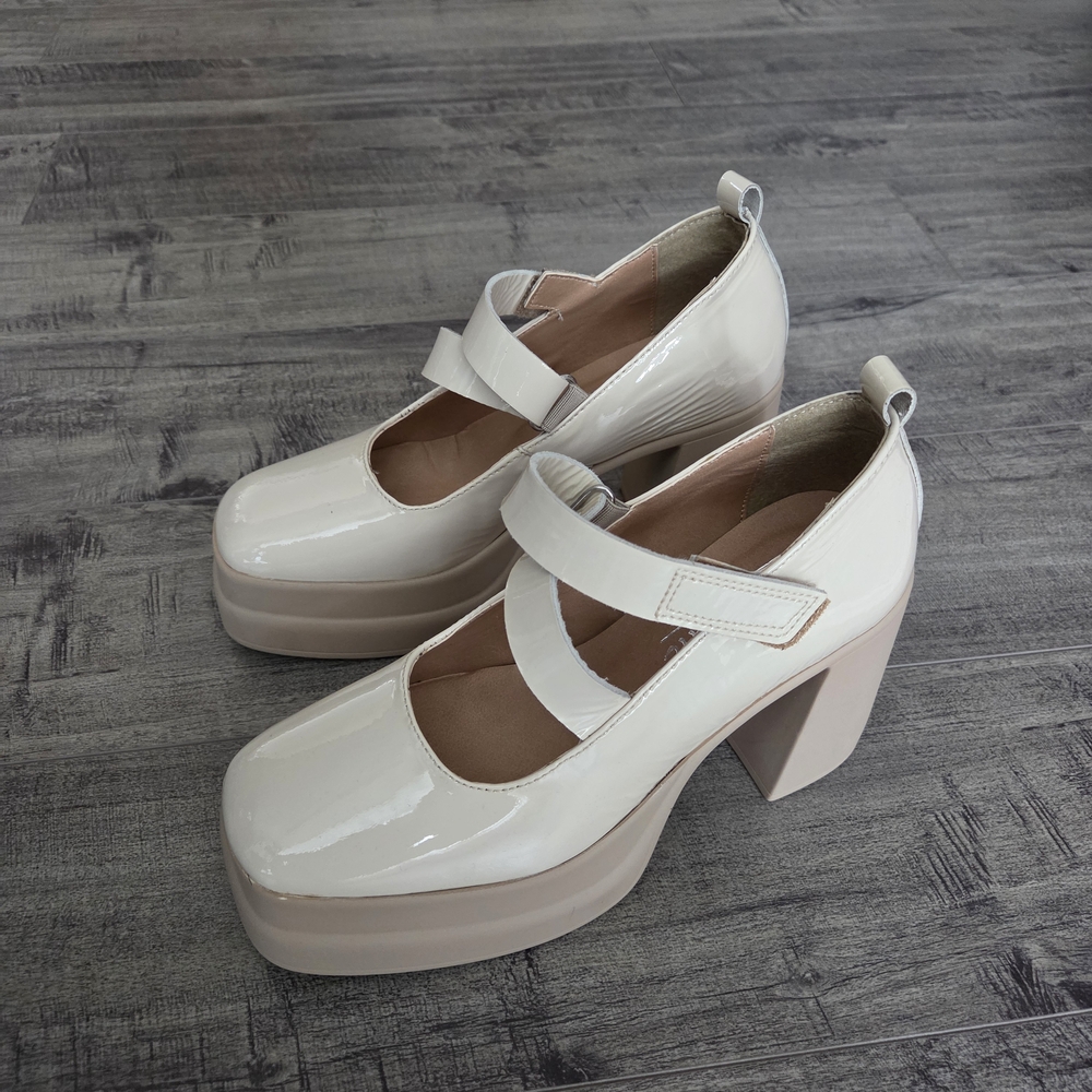 L'INTERVALLE Cream Platform Mary Jane Heels
